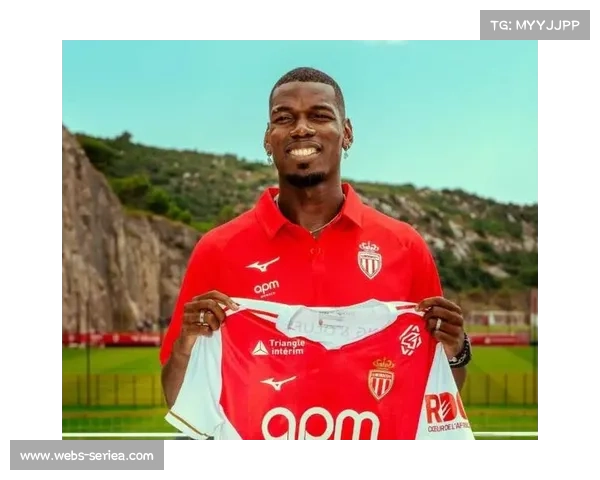 博格巴现身看台观战摩纳哥比赛 轻松闲适姿态成全场焦点 博格巴现身看台观战摩纳哥比赛 轻松闲适姿态成全场焦点